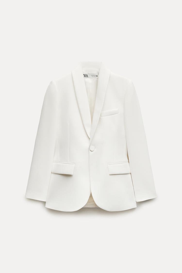 Dress to Impress: Check out the ZW COLLECTION TUXEDO JACKET on ZARA. Elevate your formal look with this stylish and sophisticated piece.